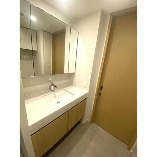 ザ・パークハウス千代田六番町