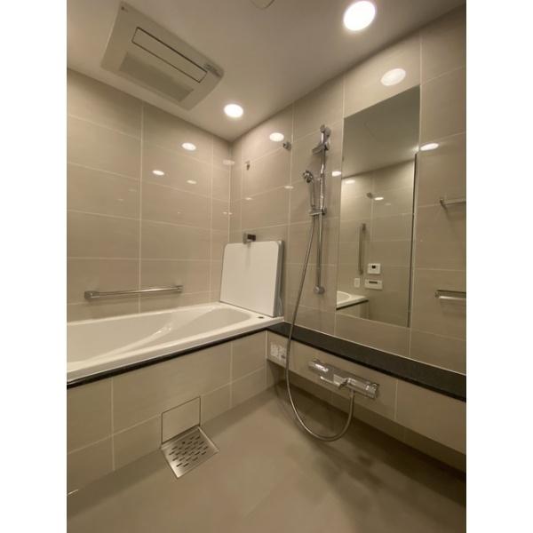 ザ・パークハウス千代田六番町