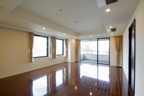 泉ガーデンレジデンス