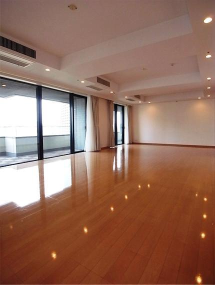 泉ガーデンレジデンス