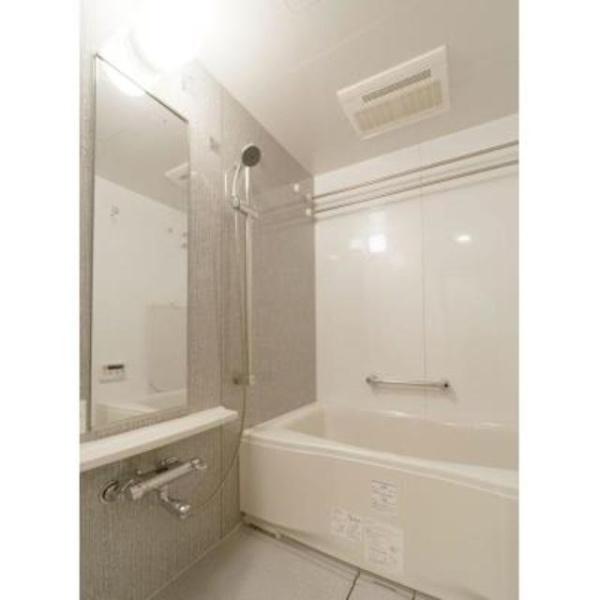 THETOKYOTOWERSMIDTOWER