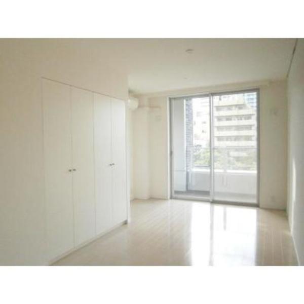 THETOKYOTOWERSMIDTOWER