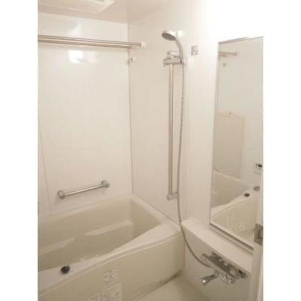 THETOKYOTOWERSMIDTOWER