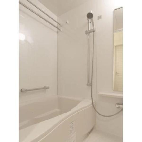 THETOKYOTOWERSMIDTOWER