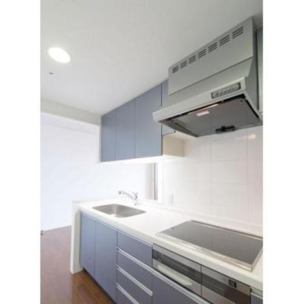 THETOKYOTOWERSMIDTOWER