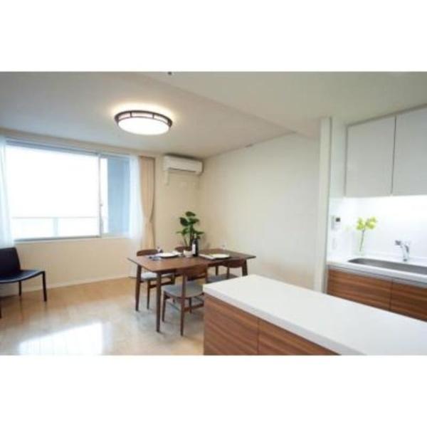 THETOKYOTOWERSMIDTOWER