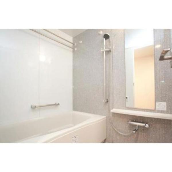 THETOKYOTOWERSMIDTOWER