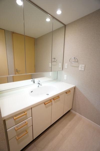 Wコンフォートタワーズウエスト