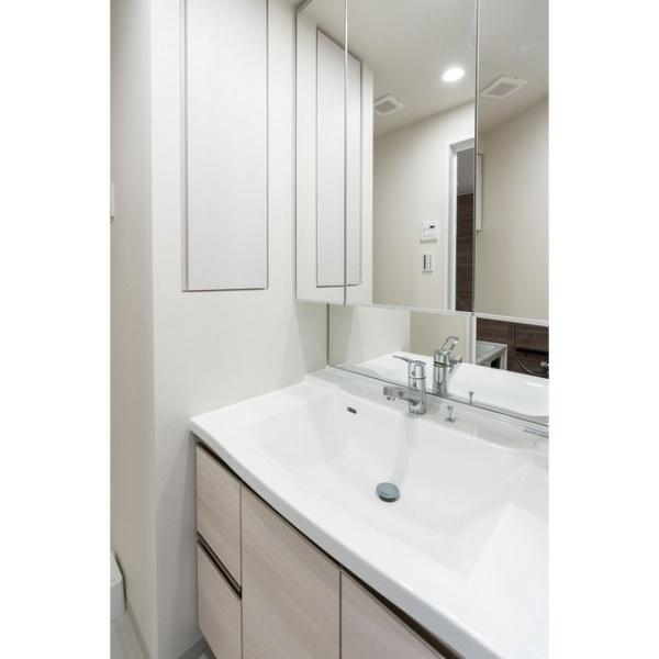 市谷台町坂フロント