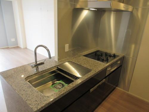 ブリリアザタワー東京八重洲アベニュー