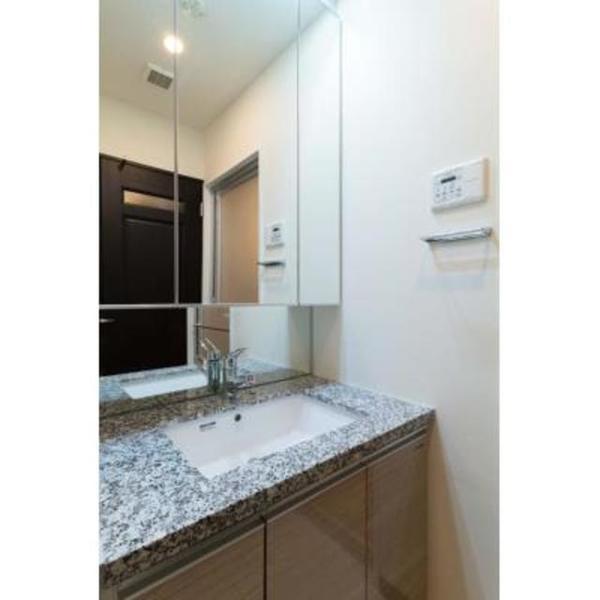 グランパレス東京八重洲アベニュー