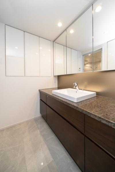 グランスイート千代田麹町