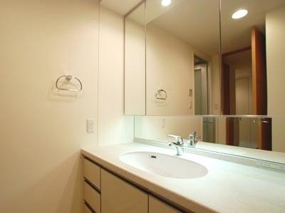 リエトコートアルクスタワー