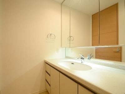 リエトコートアルクスタワー