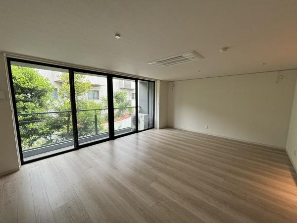 広尾アパートメント