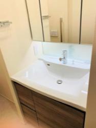 白金ザ・スカイEast