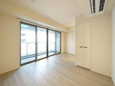 白金ザ・スカイEast