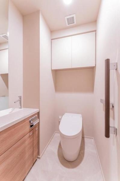 白金ザ・スカイEast