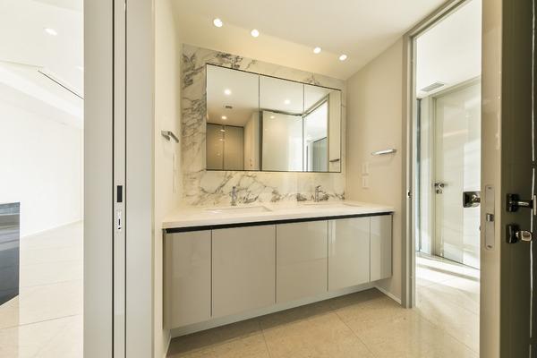 パークコート青山ザタワー