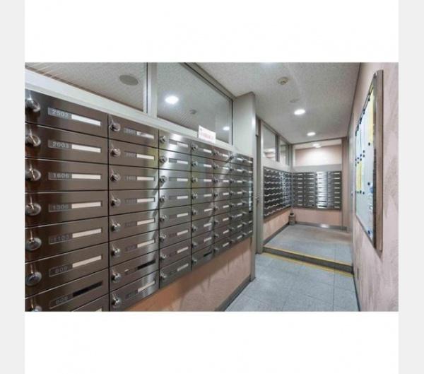 ルネ新宿御苑タワー