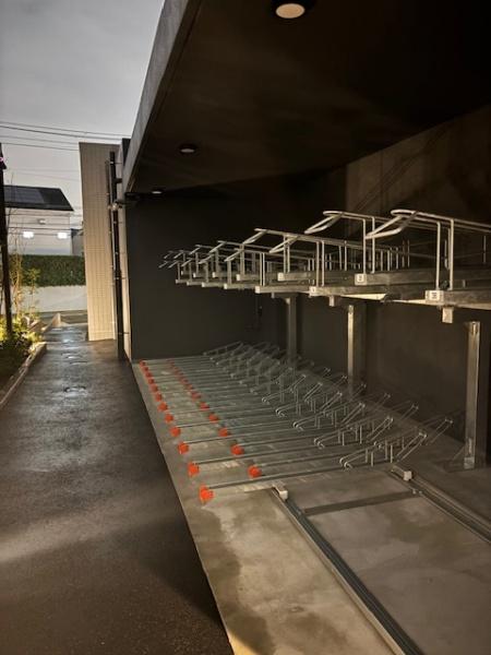 アジールコート都立大学