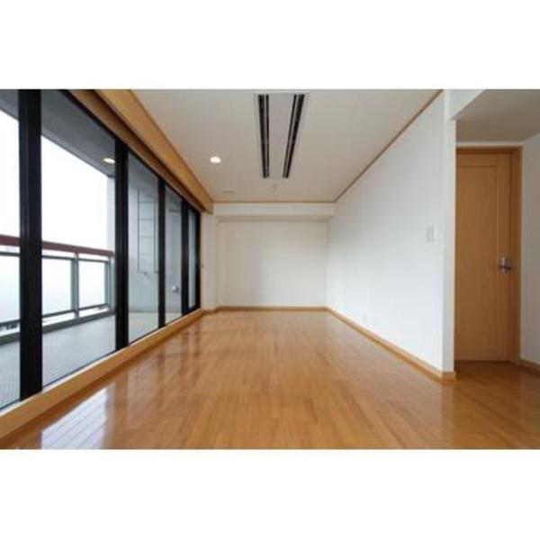 中央区日本橋箱崎町のマンション