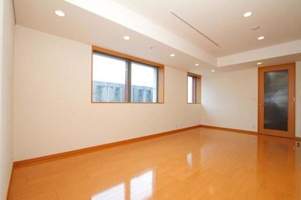 ＭＯＭＥＮＴＯ　ＳＨＩＯＤＯＭＥ