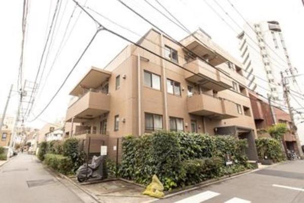 コートレアル三田綱町