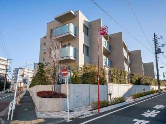 目黒区下目黒５丁目のマンション