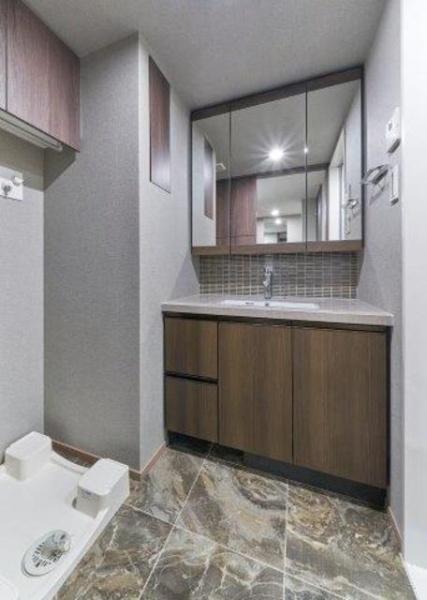 港区南青山４丁目のマンション