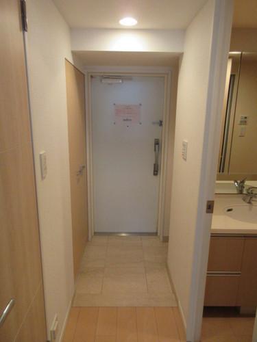 中央区新川２丁目のマンション