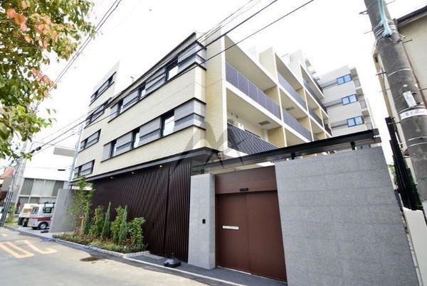 渋谷区代々木３丁目のマンション