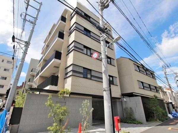 渋谷区代々木３丁目のマンション