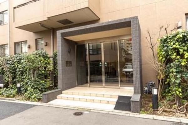 港区三田２丁目のマンション