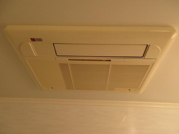 港区南青山３丁目のマンション