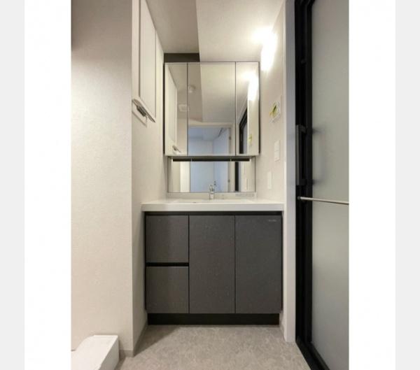 渋谷区上原３丁目のマンション