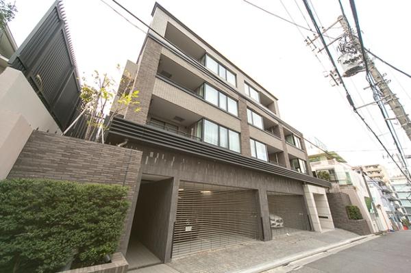 コート元代々木町