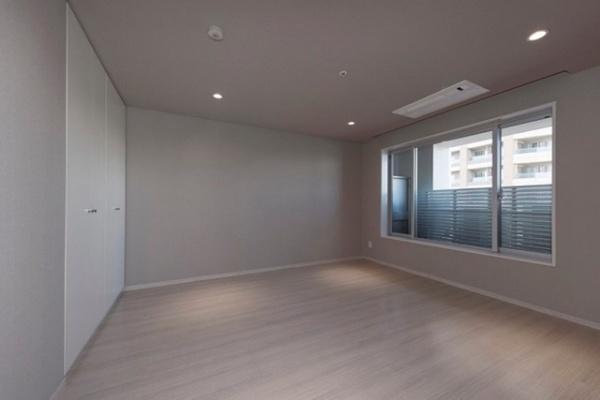 港区三田１丁目のマンション
