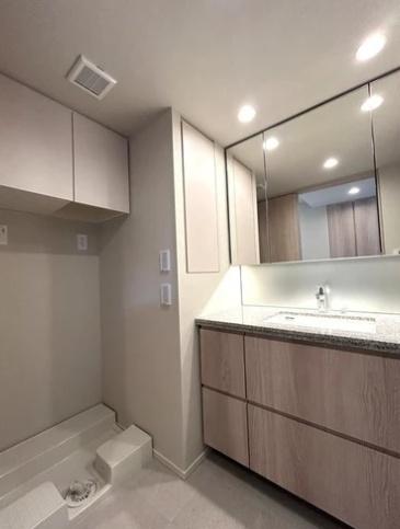 港区新橋６丁目のマンション