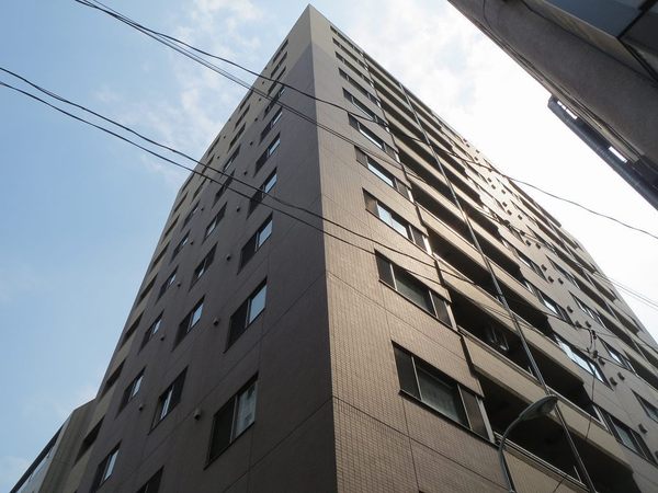 中央区新川２丁目のマンション
