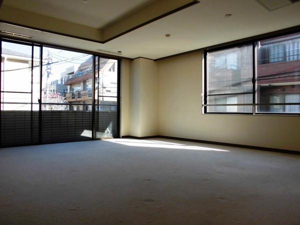 港区南青山４丁目のマンション