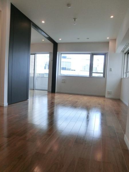 渋谷区神宮前５丁目のマンション