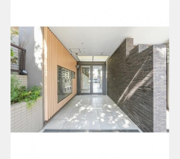 世田谷区弦巻１丁目のマンション