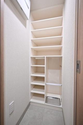 新宿区市谷仲之町のマンション