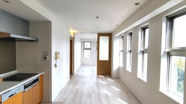 港区赤坂９丁目のマンション