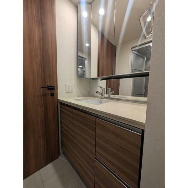 港区三田５丁目のマンション