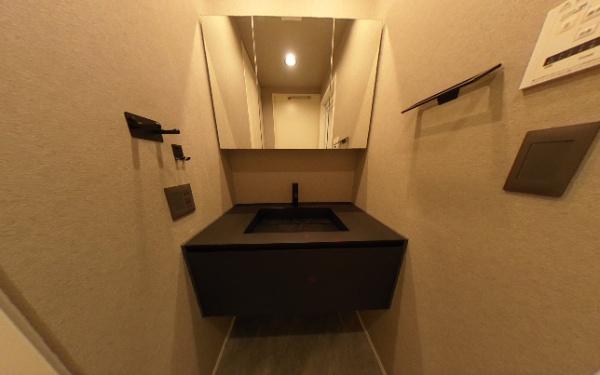 港区西麻布４丁目のマンション