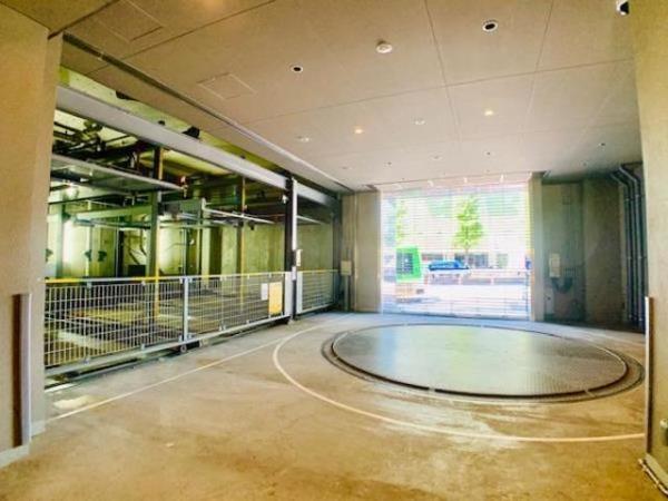 港区西麻布３丁目のマンション