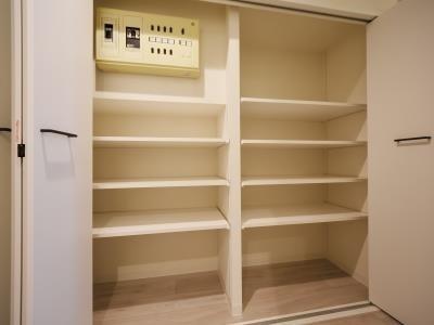 港区六本木１丁目のマンション