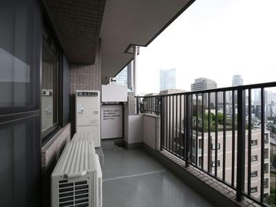 港区六本木１丁目のマンション